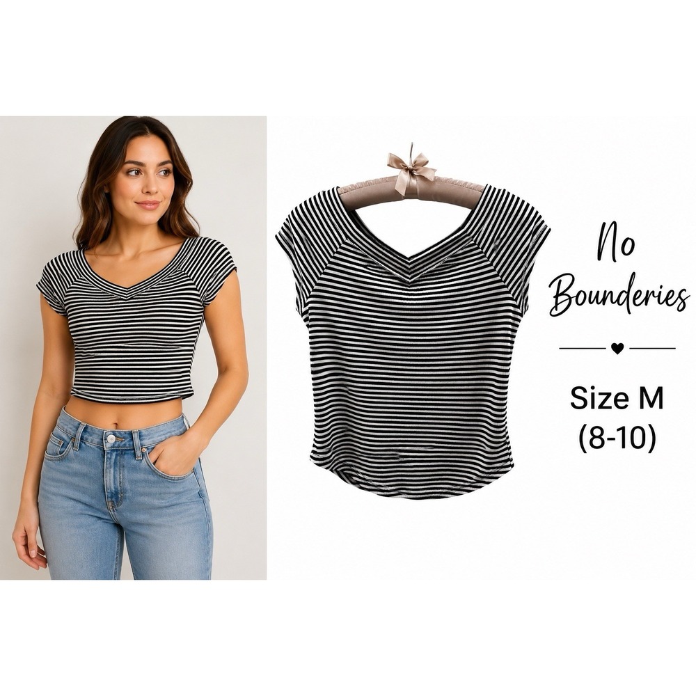 NO Boundaries Ribbed Striped Crop Top Women's Size M (8-10) Black White V-Neck
